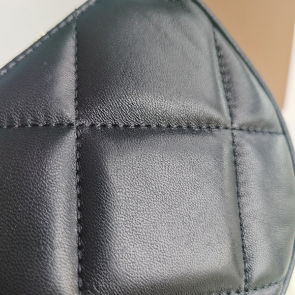 BURBERRY Olympia Pouch [Burberry145] CELINE CHANEL ACCESSORIES LOEWE SHOES LOUIS VUITTON DIRO YSL OTHER BRAND HANDBAGS BALENCIAGA BOTTEGA VENETA GOYARD HERMES BURBERRY VALENTINO GUCCI FENDI MIUMIU CHLOE PRADA BVLGARI SUITCASE NEW ARRIVAL 