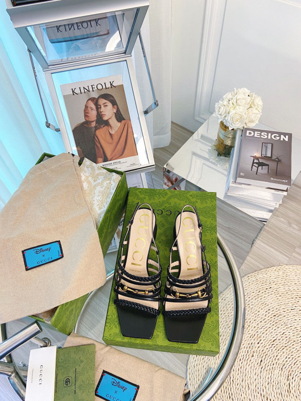 GUCCI Women's Leather Sandal With Horsebit [645504-1] CELINE CHANEL ACCESSORIES LOEWE SHOES LOUIS VUITTON DIRO YSL OTHER BRAND HANDBAGS BALENCIAGA BOTTEGA VENETA GOYARD HERMES BURBERRY VALENTINO GUCCI FENDI MIUMIU CHLOE PRADA BVLGARI SUITCASE NEW ARRIVAL 