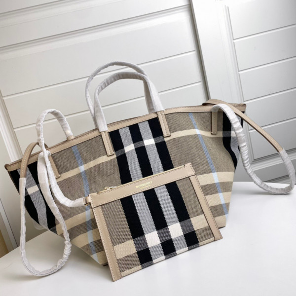 BURBERRY Beach Tote (image for) BURBERRY Beach Tote