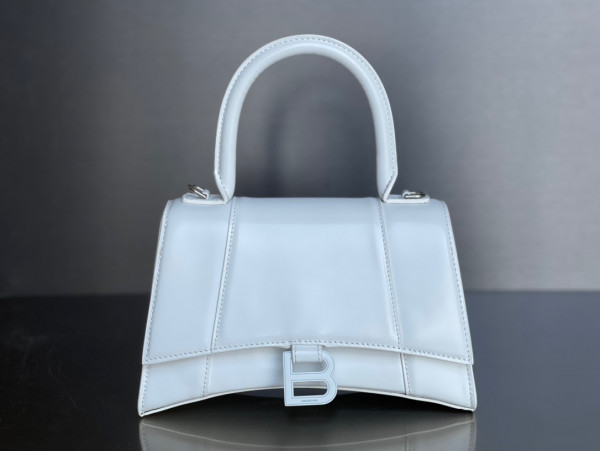 (image for) BALENCIAGA HOURGLASS
