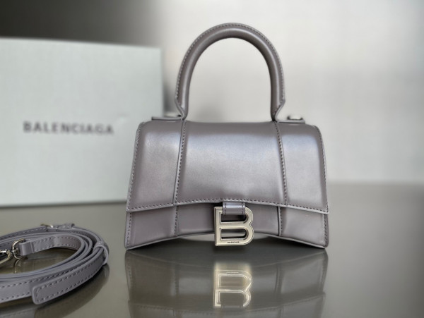 (image for) BALENCIAGA HOURGLASS
