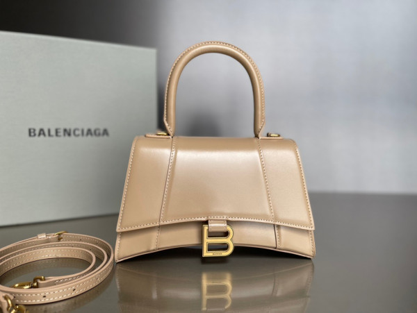 (image for) BALENCIAGA HOURGLASS