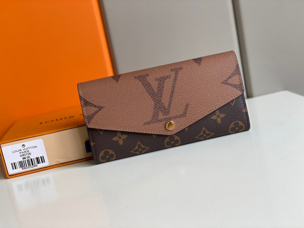 (image for) LOUIS VUITTON SARAH WALLET