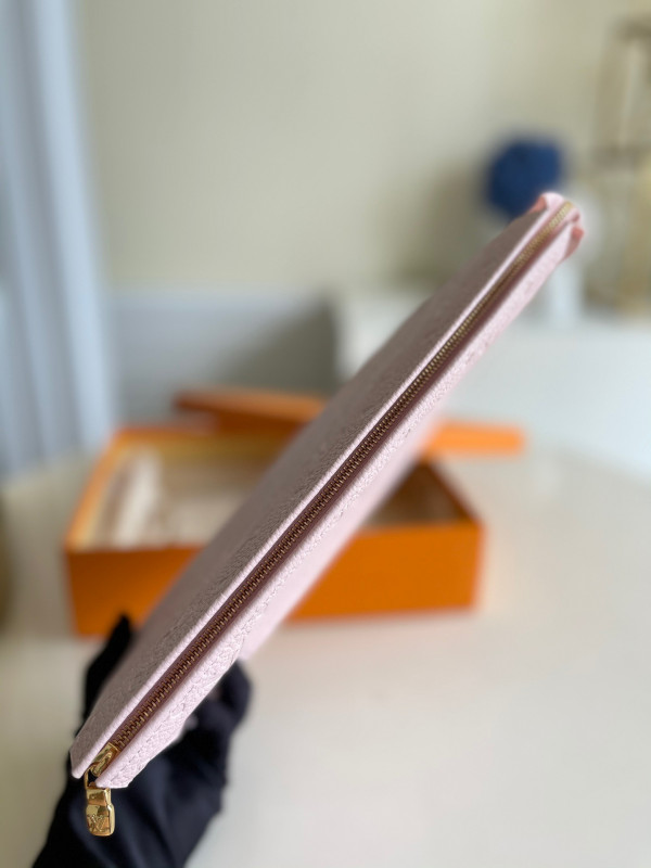 (image for) LOUIS VUITTON POCHETTE VOYAGE