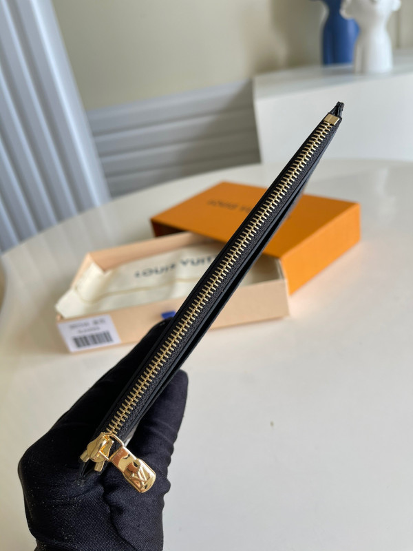 (image for) LOUIS VUITTON SLIM PURSE