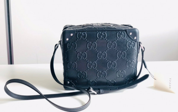 (image for) GUCCI GG shoulder bag with leather details