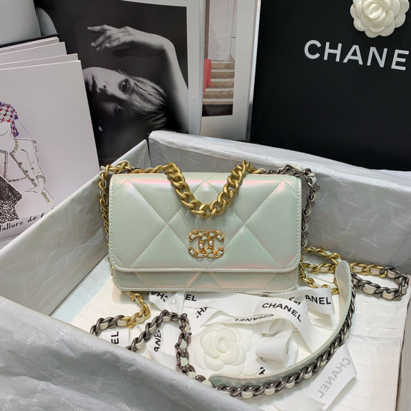 (image for) CL19 WALLET ON CHAIN