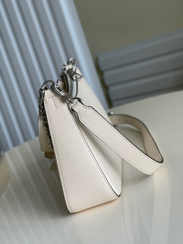 (image for) LOUIS VUITTON MARELLE