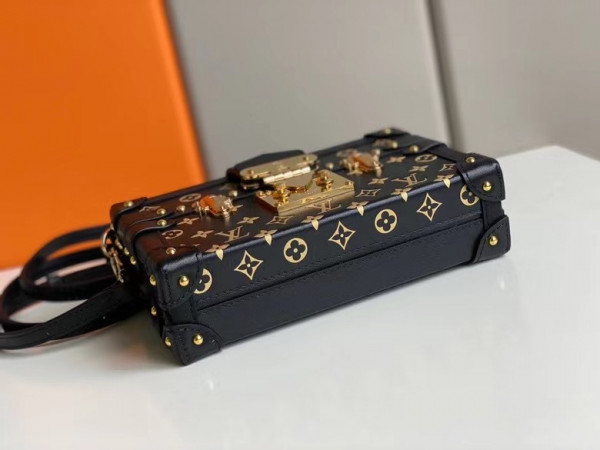 (image for) LOUIS VUITTON PETITE MALLE