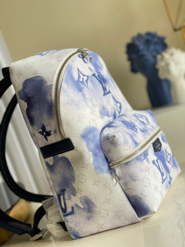 (image for) LOUIS VUITTON DISCOVERY BACKPACK
