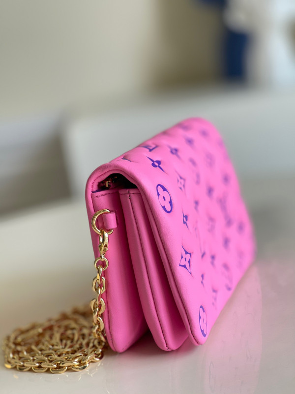 (image for) LOUIS VUITTON POCHETTE COUSSIN