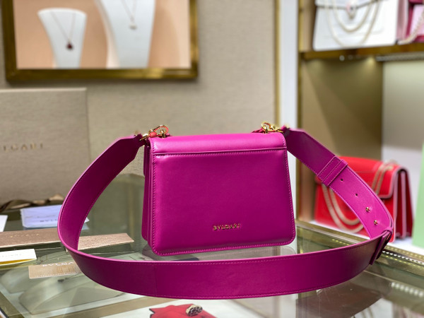 BVLGARI SERPENTI FOREVER [Bvlgari55] CELINE CHANEL ACCESSORIES LOEWE SHOES LOUIS VUITTON DIRO YSL OTHER BRAND HANDBAGS BALENCIAGA BOTTEGA VENETA GOYARD HERMES BURBERRY VALENTINO GUCCI FENDI MIUMIU CHLOE PRADA BVLGARI SUITCASE NEW ARRIVAL 