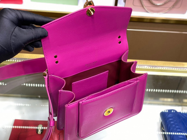 BVLGARI SERPENTI FOREVER [Bvlgari55] CELINE CHANEL ACCESSORIES LOEWE SHOES LOUIS VUITTON DIRO YSL OTHER BRAND HANDBAGS BALENCIAGA BOTTEGA VENETA GOYARD HERMES BURBERRY VALENTINO GUCCI FENDI MIUMIU CHLOE PRADA BVLGARI SUITCASE NEW ARRIVAL 
