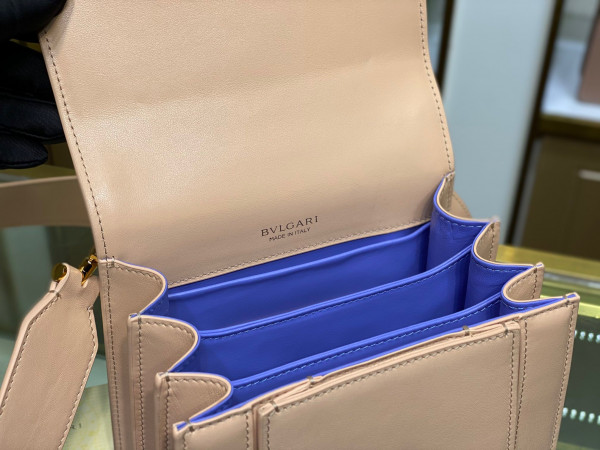 BVLGARI SERPENTI FOREVER [Bvlgari54] CELINE CHANEL ACCESSORIES LOEWE SHOES LOUIS VUITTON DIRO YSL OTHER BRAND HANDBAGS BALENCIAGA BOTTEGA VENETA GOYARD HERMES BURBERRY VALENTINO GUCCI FENDI MIUMIU CHLOE PRADA BVLGARI SUITCASE NEW ARRIVAL 