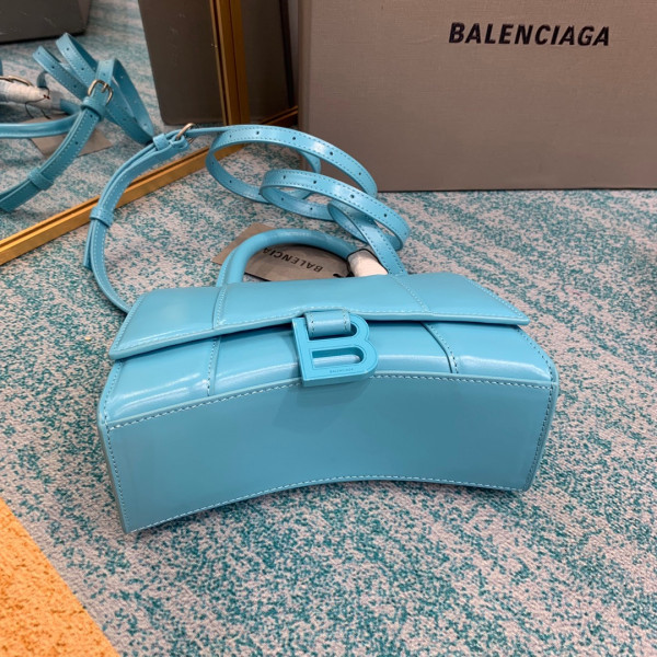 BALENCIAGA HOURGLASS [Balenciaga234] CELINE CHANEL ACCESSORIES LOEWE SHOES LOUIS VUITTON DIRO YSL OTHER BRAND HANDBAGS BALENCIAGA BOTTEGA VENETA GOYARD HERMES BURBERRY VALENTINO GUCCI FENDI MIUMIU CHLOE PRADA BVLGARI SUITCASE NEW ARRIVAL 