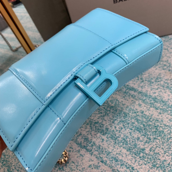 BALENCIAGA HOURGLASS WALLET ON CHAIN [Balenciaga229] CELINE CHANEL ACCESSORIES LOEWE SHOES LOUIS VUITTON DIRO YSL OTHER BRAND HANDBAGS BALENCIAGA BOTTEGA VENETA GOYARD HERMES BURBERRY VALENTINO GUCCI FENDI MIUMIU CHLOE PRADA BVLGARI SUITCASE NEW ARRIVAL 