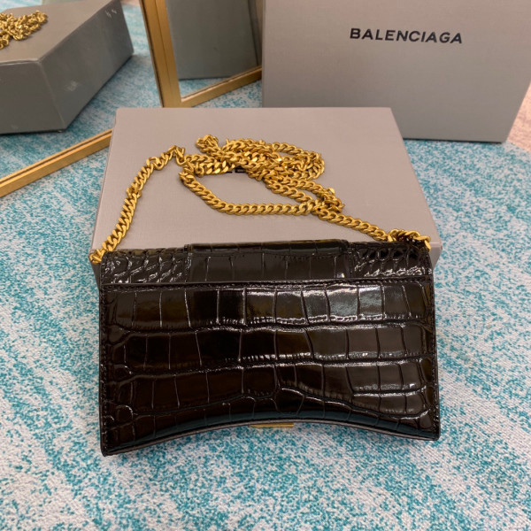 BALENCIAGA HOURGLASS WALLET ON CHAIN [Balenciaga225] CELINE CHANEL ACCESSORIES LOEWE SHOES LOUIS VUITTON DIRO YSL OTHER BRAND HANDBAGS BALENCIAGA BOTTEGA VENETA GOYARD HERMES BURBERRY VALENTINO GUCCI FENDI MIUMIU CHLOE PRADA BVLGARI SUITCASE NEW ARRIVAL 
