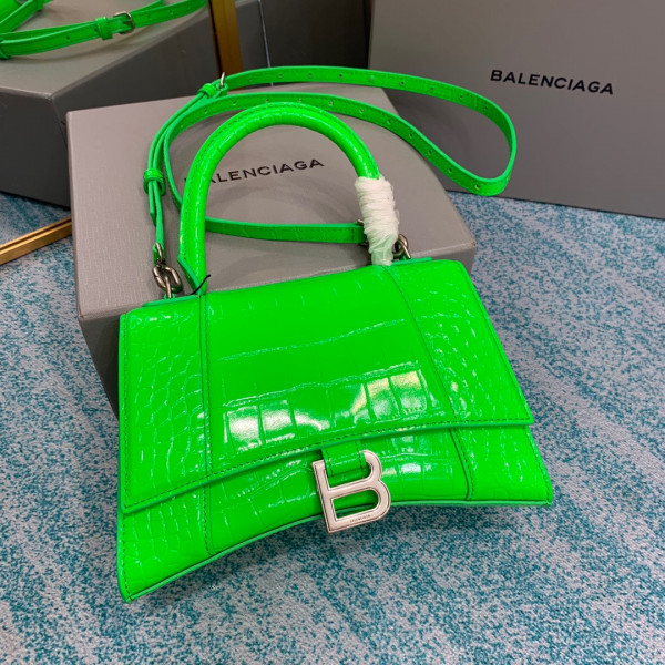 BALENCIAGA HOURGLASS [Balenciaga224] CELINE CHANEL ACCESSORIES LOEWE SHOES LOUIS VUITTON DIRO YSL OTHER BRAND HANDBAGS BALENCIAGA BOTTEGA VENETA GOYARD HERMES BURBERRY VALENTINO GUCCI FENDI MIUMIU CHLOE PRADA BVLGARI SUITCASE NEW ARRIVAL 