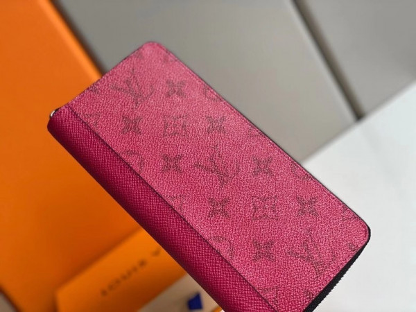 LOUIS VUITTON ZIPPY WALLET [Louis890] CELINE CHANEL ACCESSORIES LOEWE SHOES LOUIS VUITTON DIRO YSL OTHER BRAND HANDBAGS BALENCIAGA BOTTEGA VENETA GOYARD HERMES BURBERRY VALENTINO GUCCI FENDI MIUMIU CHLOE PRADA BVLGARI SUITCASE NEW ARRIVAL 