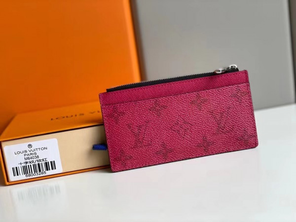 LOUIS VUITTON COIN CARD HOLDER [Louis888] CELINE CHANEL ACCESSORIES LOEWE SHOES LOUIS VUITTON DIRO YSL OTHER BRAND HANDBAGS BALENCIAGA BOTTEGA VENETA GOYARD HERMES BURBERRY VALENTINO GUCCI FENDI MIUMIU CHLOE PRADA BVLGARI SUITCASE NEW ARRIVAL 