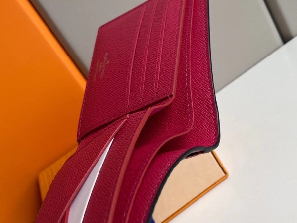 LOUIS VUITTON MULTIPLE WALLET [Louis887] CELINE CHANEL ACCESSORIES LOEWE SHOES LOUIS VUITTON DIRO YSL OTHER BRAND HANDBAGS BALENCIAGA BOTTEGA VENETA GOYARD HERMES BURBERRY VALENTINO GUCCI FENDI MIUMIU CHLOE PRADA BVLGARI SUITCASE NEW ARRIVAL 