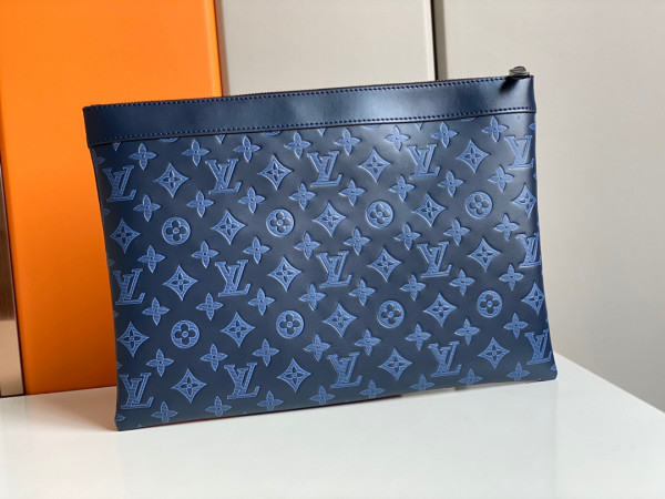 LOUIS VUITTON DISCOVERY POCHETTE GM [M80425] CELINE CHANEL ACCESSORIES LOEWE SHOES LOUIS VUITTON DIRO YSL OTHER BRAND HANDBAGS BALENCIAGA BOTTEGA VENETA GOYARD HERMES BURBERRY VALENTINO GUCCI FENDI MIUMIU CHLOE PRADA BVLGARI SUITCASE NEW ARRIVAL 