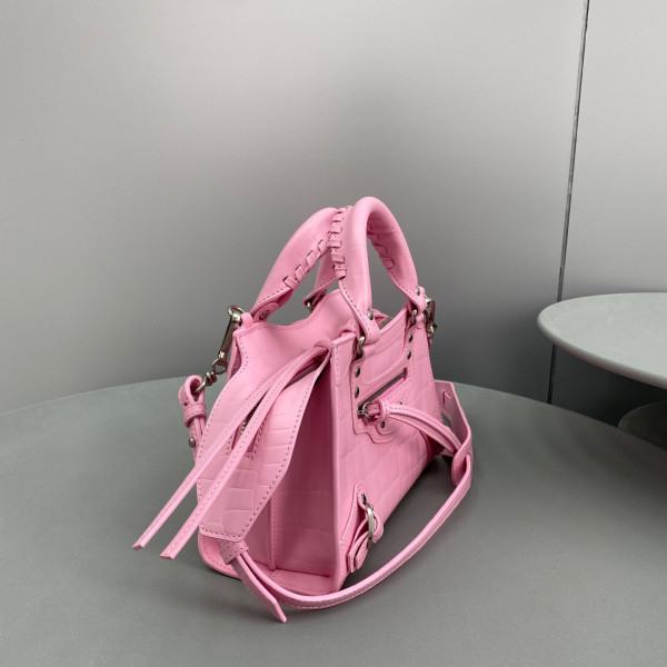 BALENCIAGA NEO CLASSIC MINI TOP HANDLE BAG [Balenciaga218] CELINE CHANEL ACCESSORIES LOEWE SHOES LOUIS VUITTON DIRO YSL OTHER BRAND HANDBAGS BALENCIAGA BOTTEGA VENETA GOYARD HERMES BURBERRY VALENTINO GUCCI FENDI MIUMIU CHLOE PRADA BVLGARI SUITCASE NEW ARRIVAL 