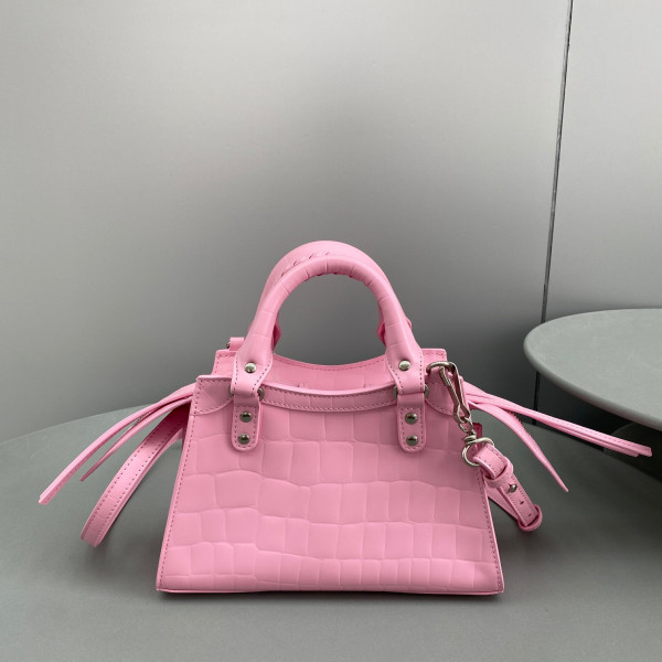 BALENCIAGA NEO CLASSIC MINI TOP HANDLE BAG [Balenciaga218] CELINE CHANEL ACCESSORIES LOEWE SHOES LOUIS VUITTON DIRO YSL OTHER BRAND HANDBAGS BALENCIAGA BOTTEGA VENETA GOYARD HERMES BURBERRY VALENTINO GUCCI FENDI MIUMIU CHLOE PRADA BVLGARI SUITCASE NEW ARRIVAL 