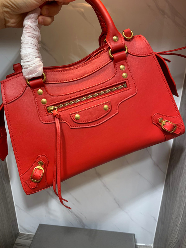 BALENCIAGA NEO CLASSIC SMALL TOP HANDLE BAG [Balenciaga216] CELINE CHANEL ACCESSORIES LOEWE SHOES LOUIS VUITTON DIRO YSL OTHER BRAND HANDBAGS BALENCIAGA BOTTEGA VENETA GOYARD HERMES BURBERRY VALENTINO GUCCI FENDI MIUMIU CHLOE PRADA BVLGARI SUITCASE NEW ARRIVAL 