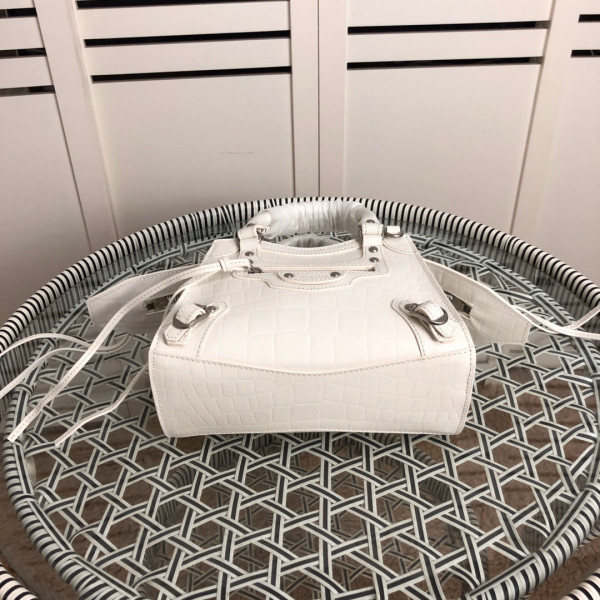 BALENCIAGA NEO CLASSIC MINI TOP HANDLE BAG [Balenciaga212] CELINE CHANEL ACCESSORIES LOEWE SHOES LOUIS VUITTON DIRO YSL OTHER BRAND HANDBAGS BALENCIAGA BOTTEGA VENETA GOYARD HERMES BURBERRY VALENTINO GUCCI FENDI MIUMIU CHLOE PRADA BVLGARI SUITCASE NEW ARRIVAL 