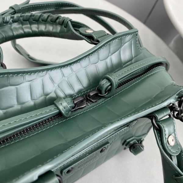 BALENCIAGA NEO CLASSIC MINI TOP HANDLE BAG [Balenciaga208] CELINE CHANEL ACCESSORIES LOEWE SHOES LOUIS VUITTON DIRO YSL OTHER BRAND HANDBAGS BALENCIAGA BOTTEGA VENETA GOYARD HERMES BURBERRY VALENTINO GUCCI FENDI MIUMIU CHLOE PRADA BVLGARI SUITCASE NEW ARRIVAL 