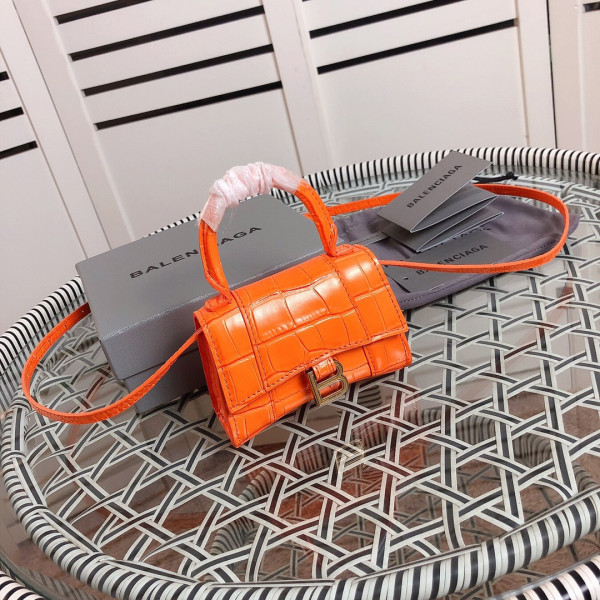 BALENCIAGA HOURGLASS [Balenciaga196] CELINE CHANEL ACCESSORIES LOEWE SHOES LOUIS VUITTON DIRO YSL OTHER BRAND HANDBAGS BALENCIAGA BOTTEGA VENETA GOYARD HERMES BURBERRY VALENTINO GUCCI FENDI MIUMIU CHLOE PRADA BVLGARI SUITCASE NEW ARRIVAL 