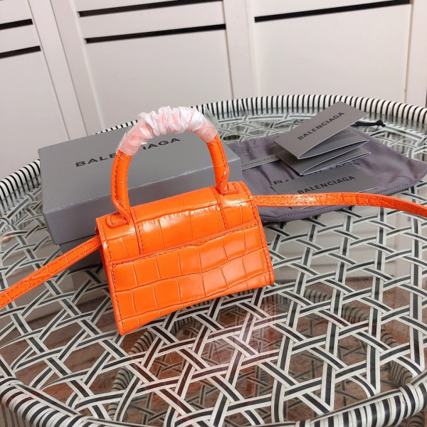 BALENCIAGA HOURGLASS [Balenciaga196] CELINE CHANEL ACCESSORIES LOEWE SHOES LOUIS VUITTON DIRO YSL OTHER BRAND HANDBAGS BALENCIAGA BOTTEGA VENETA GOYARD HERMES BURBERRY VALENTINO GUCCI FENDI MIUMIU CHLOE PRADA BVLGARI SUITCASE NEW ARRIVAL 