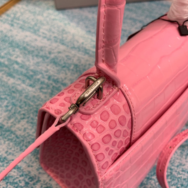 BALENCIAGA HOURGLASS [Balenciaga192] CELINE CHANEL ACCESSORIES LOEWE SHOES LOUIS VUITTON DIRO YSL OTHER BRAND HANDBAGS BALENCIAGA BOTTEGA VENETA GOYARD HERMES BURBERRY VALENTINO GUCCI FENDI MIUMIU CHLOE PRADA BVLGARI SUITCASE NEW ARRIVAL 