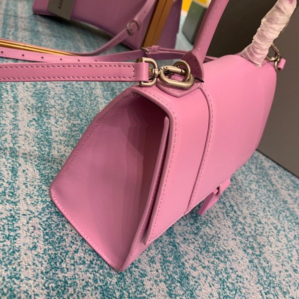 BALENCIAGA HOURGLASS [Balenciaga188] CELINE CHANEL ACCESSORIES LOEWE SHOES LOUIS VUITTON DIRO YSL OTHER BRAND HANDBAGS BALENCIAGA BOTTEGA VENETA GOYARD HERMES BURBERRY VALENTINO GUCCI FENDI MIUMIU CHLOE PRADA BVLGARI SUITCASE NEW ARRIVAL 