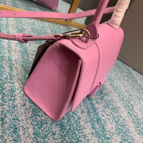 BALENCIAGA HOURGLASS [Balenciaga187] CELINE CHANEL ACCESSORIES LOEWE SHOES LOUIS VUITTON DIRO YSL OTHER BRAND HANDBAGS BALENCIAGA BOTTEGA VENETA GOYARD HERMES BURBERRY VALENTINO GUCCI FENDI MIUMIU CHLOE PRADA BVLGARI SUITCASE NEW ARRIVAL 