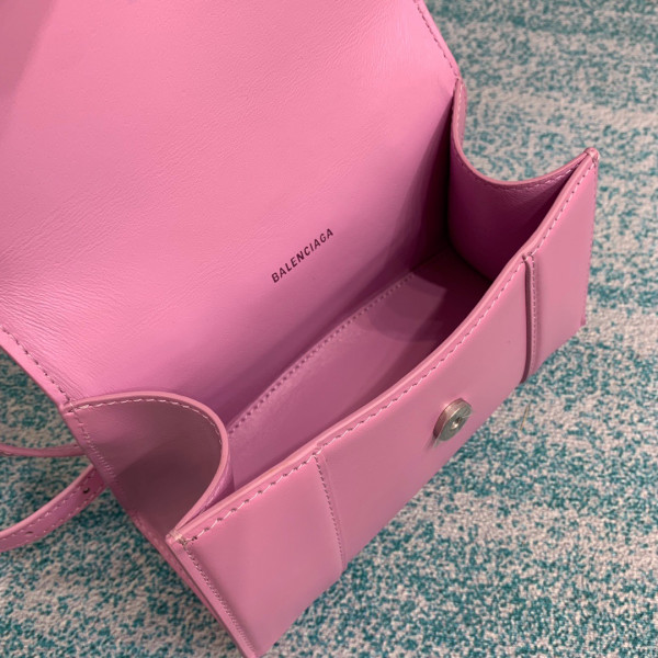 BALENCIAGA HOURGLASS [Balenciaga187] CELINE CHANEL ACCESSORIES LOEWE SHOES LOUIS VUITTON DIRO YSL OTHER BRAND HANDBAGS BALENCIAGA BOTTEGA VENETA GOYARD HERMES BURBERRY VALENTINO GUCCI FENDI MIUMIU CHLOE PRADA BVLGARI SUITCASE NEW ARRIVAL 