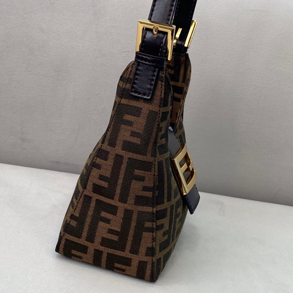 FENDI VINTAGE BAG [Fendi316] CELINE CHANEL ACCESSORIES LOEWE SHOES LOUIS VUITTON DIRO YSL OTHER BRAND HANDBAGS BALENCIAGA BOTTEGA VENETA GOYARD HERMES BURBERRY VALENTINO GUCCI FENDI MIUMIU CHLOE PRADA BVLGARI SUITCASE NEW ARRIVAL 