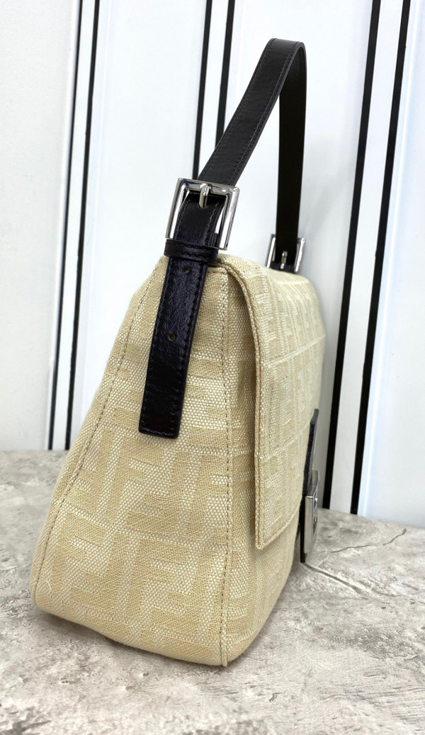 FENDI VINTAGE BAG [Fendi315] CELINE CHANEL ACCESSORIES LOEWE SHOES LOUIS VUITTON DIRO YSL OTHER BRAND HANDBAGS BALENCIAGA BOTTEGA VENETA GOYARD HERMES BURBERRY VALENTINO GUCCI FENDI MIUMIU CHLOE PRADA BVLGARI SUITCASE NEW ARRIVAL 