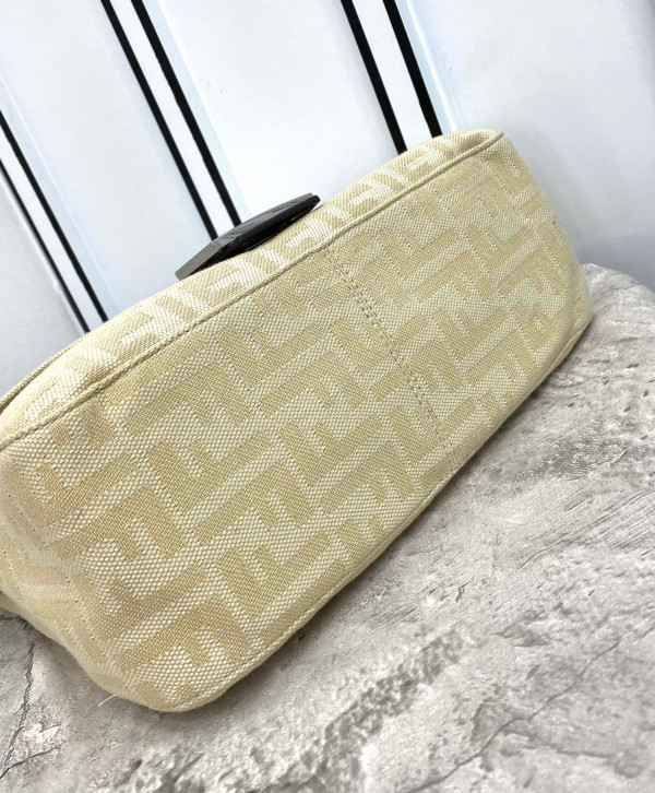 FENDI VINTAGE BAG [Fendi315] CELINE CHANEL ACCESSORIES LOEWE SHOES LOUIS VUITTON DIRO YSL OTHER BRAND HANDBAGS BALENCIAGA BOTTEGA VENETA GOYARD HERMES BURBERRY VALENTINO GUCCI FENDI MIUMIU CHLOE PRADA BVLGARI SUITCASE NEW ARRIVAL 