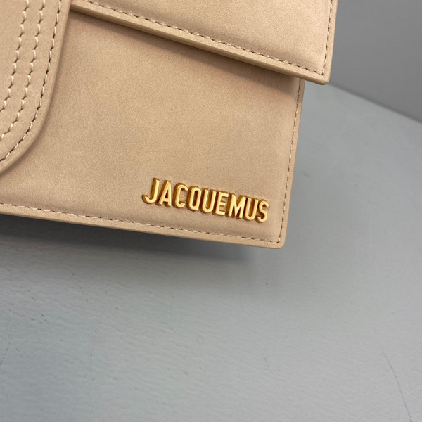 JACQUEMUS Le grand Bambino [Jacquemus31] CELINE CHANEL ACCESSORIES LOEWE SHOES LOUIS VUITTON DIRO YSL OTHER BRAND HANDBAGS BALENCIAGA BOTTEGA VENETA GOYARD HERMES BURBERRY VALENTINO GUCCI FENDI MIUMIU CHLOE PRADA BVLGARI SUITCASE NEW ARRIVAL 