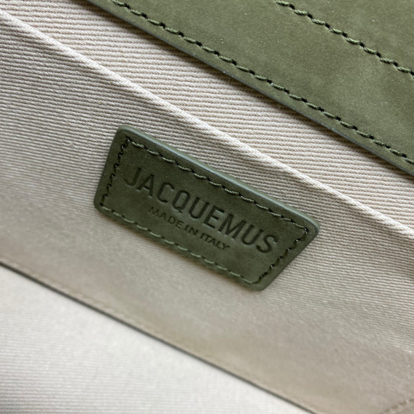 JACQUEMUS Le grand Bambino [Jacquemus30] CELINE CHANEL ACCESSORIES LOEWE SHOES LOUIS VUITTON DIRO YSL OTHER BRAND HANDBAGS BALENCIAGA BOTTEGA VENETA GOYARD HERMES BURBERRY VALENTINO GUCCI FENDI MIUMIU CHLOE PRADA BVLGARI SUITCASE NEW ARRIVAL 