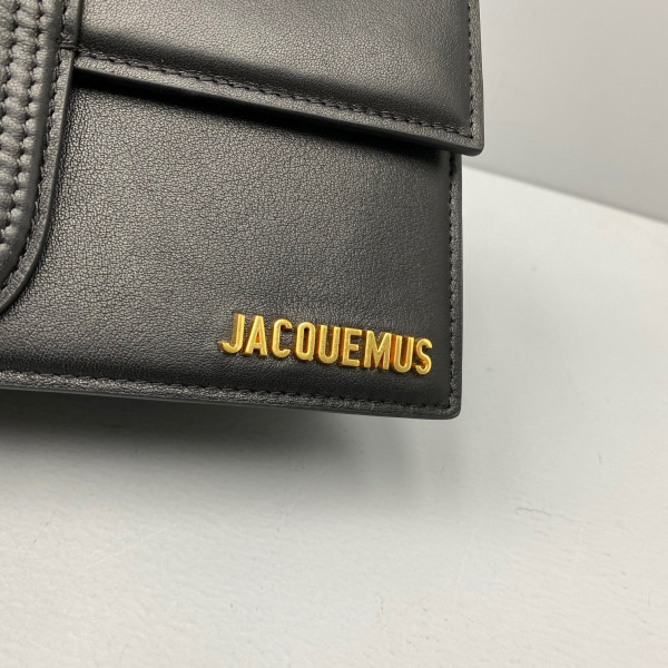 JACQUEMUS Le grand Bambino [Jacquemus28] CELINE CHANEL ACCESSORIES LOEWE SHOES LOUIS VUITTON DIRO YSL OTHER BRAND HANDBAGS BALENCIAGA BOTTEGA VENETA GOYARD HERMES BURBERRY VALENTINO GUCCI FENDI MIUMIU CHLOE PRADA BVLGARI SUITCASE NEW ARRIVAL 