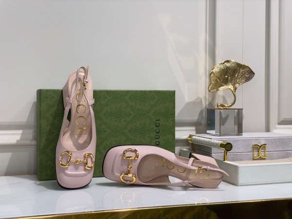 GUCCI Women's mid-heel slingback with Horsebit [?643892-4] CELINE CHANEL ACCESSORIES LOEWE SHOES LOUIS VUITTON DIRO YSL OTHER BRAND HANDBAGS BALENCIAGA BOTTEGA VENETA GOYARD HERMES BURBERRY VALENTINO GUCCI FENDI MIUMIU CHLOE PRADA BVLGARI SUITCASE NEW ARRIVAL 