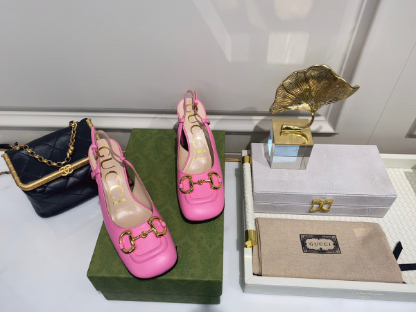 GUCCI Women's mid-heel slingback with Horsebit [?643892-3] CELINE CHANEL ACCESSORIES LOEWE SHOES LOUIS VUITTON DIRO YSL OTHER BRAND HANDBAGS BALENCIAGA BOTTEGA VENETA GOYARD HERMES BURBERRY VALENTINO GUCCI FENDI MIUMIU CHLOE PRADA BVLGARI SUITCASE NEW ARRIVAL 