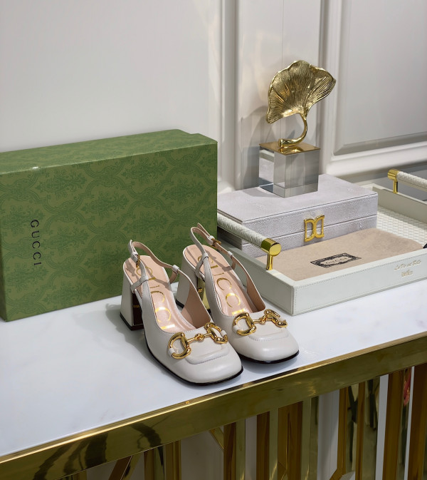 GUCCI Women's mid-heel slingback with Horsebit [?643892-2] CELINE CHANEL ACCESSORIES LOEWE SHOES LOUIS VUITTON DIRO YSL OTHER BRAND HANDBAGS BALENCIAGA BOTTEGA VENETA GOYARD HERMES BURBERRY VALENTINO GUCCI FENDI MIUMIU CHLOE PRADA BVLGARI SUITCASE NEW ARRIVAL 
