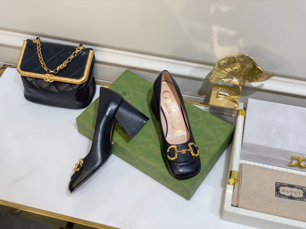 (image for) GUCCI Women's mid-heel pump with Horsebit