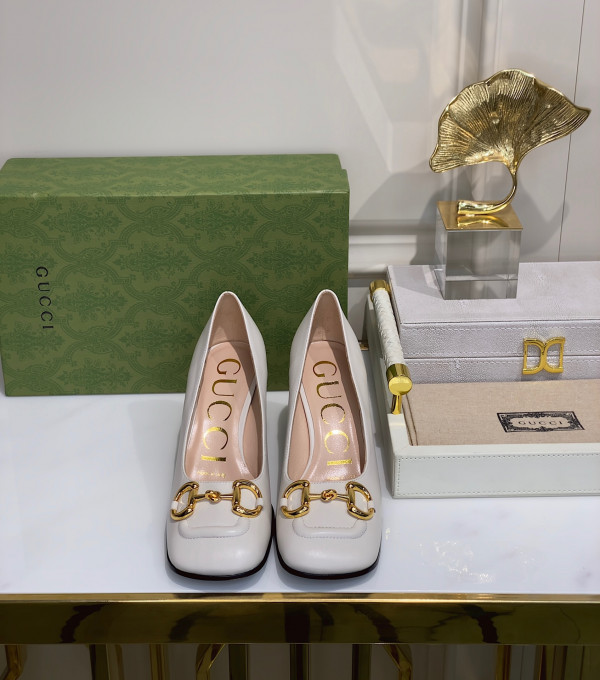 (image for) GUCCI Women's mid-heel pump with Horsebit