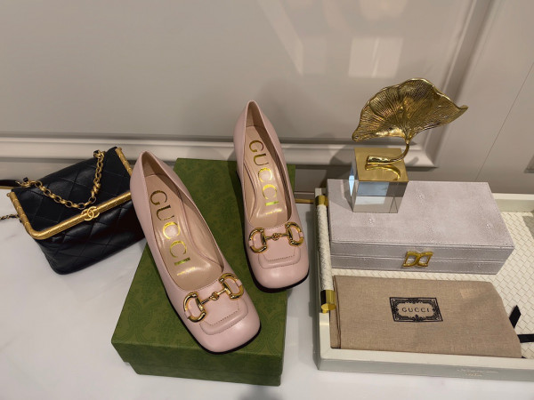 (image for) GUCCI Women's mid-heel pump with Horsebit