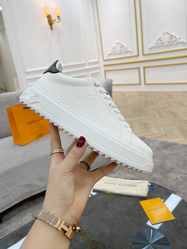 LOUIS VUITTON WOMEN"S TIME OUT SNEAKER [1A8VYM] CELINE CHANEL ACCESSORIES LOEWE SHOES LOUIS VUITTON DIRO YSL OTHER BRAND HANDBAGS BALENCIAGA BOTTEGA VENETA GOYARD HERMES BURBERRY VALENTINO GUCCI FENDI MIUMIU CHLOE PRADA BVLGARI SUITCASE NEW ARRIVAL 